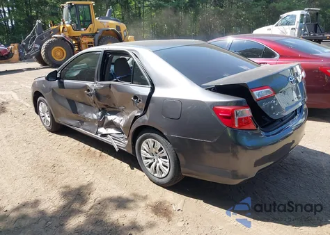 2014 Toyota Camry Le z USA, uszkodzony, nr VIN 4T4BF1FK3ER389529
